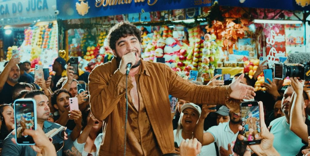 Nattan lança clipe de “Ama Ou Não Ama”, gravado no Mercado Municipal de São&nbsp;Paulo