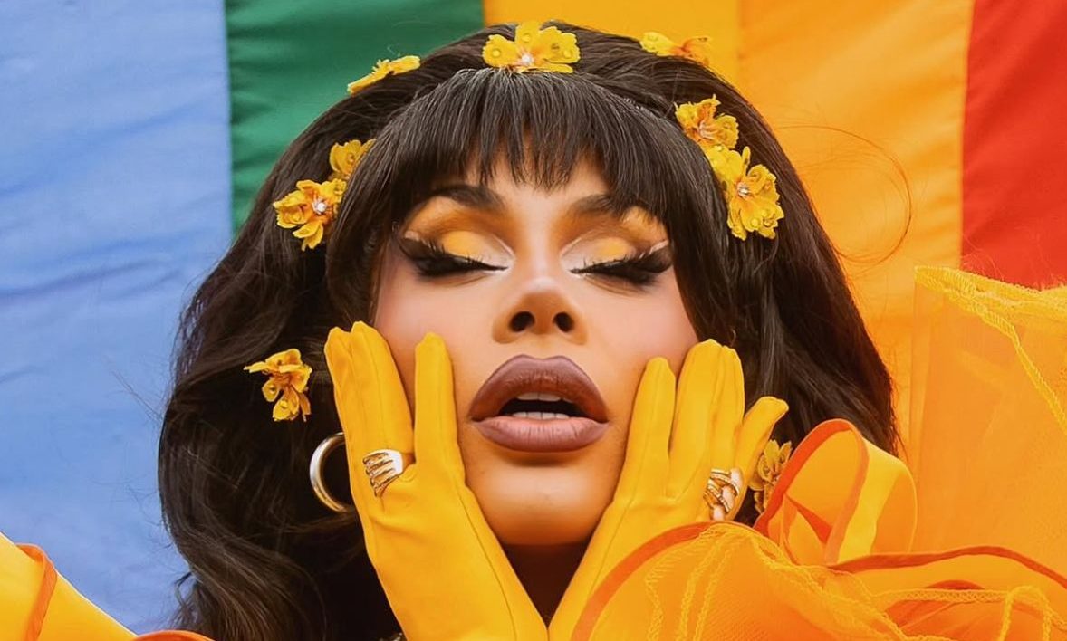 Grag Queen brilha com “Cósmica” em SP e na Parada LGBTI+ do Rio