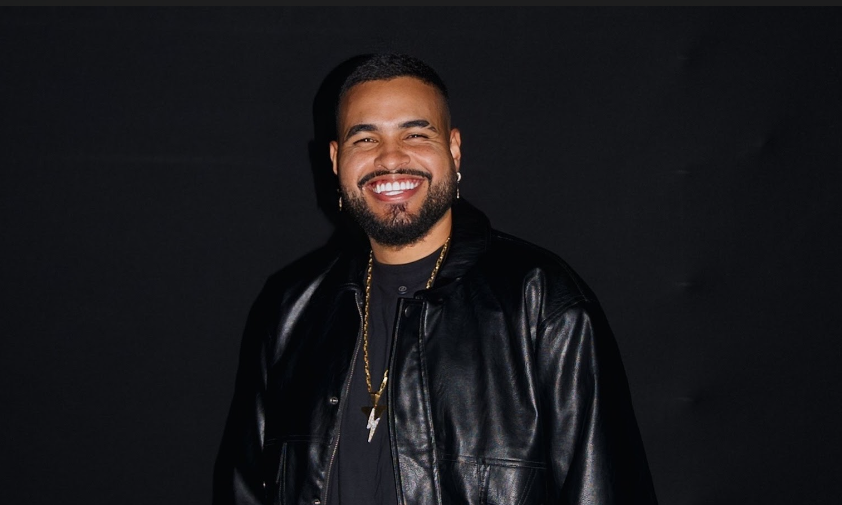 Yan realiza dois shows no Rio de Janeiro nesta sexta-feira (31), com apresentações na Ilha do Governador e em Magé