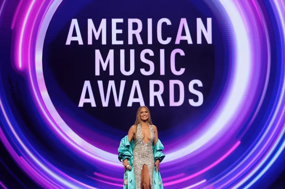 Confira todos os vencedores e categorias do AMA 2026