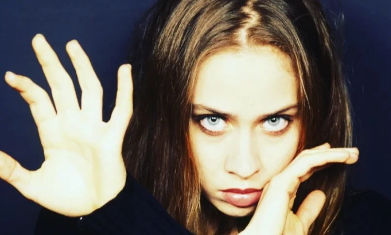 Fiona Apple detém o título de álbum feminino com o nome mais longo da história