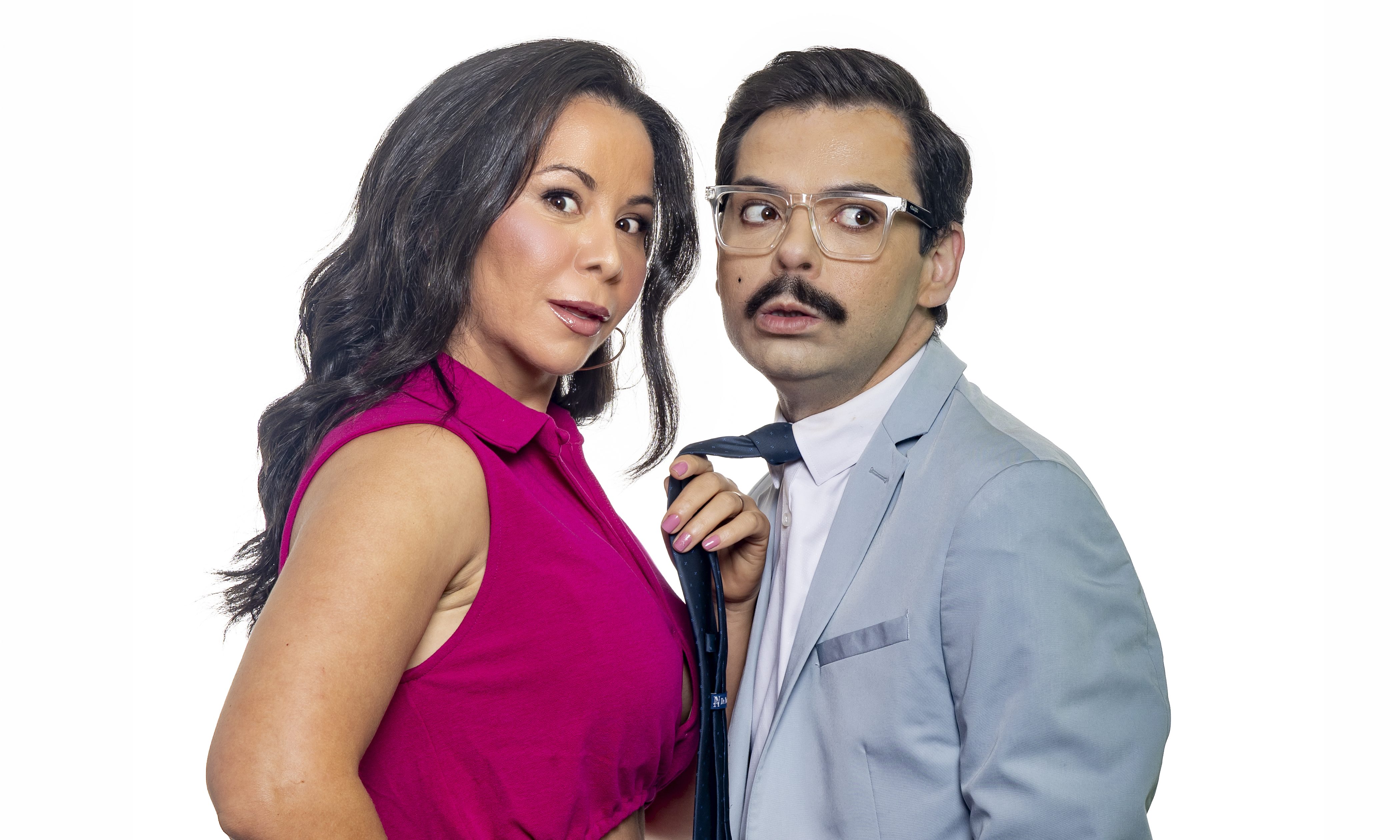 Entre o amor, o ciúme e o absurdo: Gustavo Mendes e Glaura Lacerda estrelam a comédia “Amor Que Não Se Mexe” no Teatro Móoca