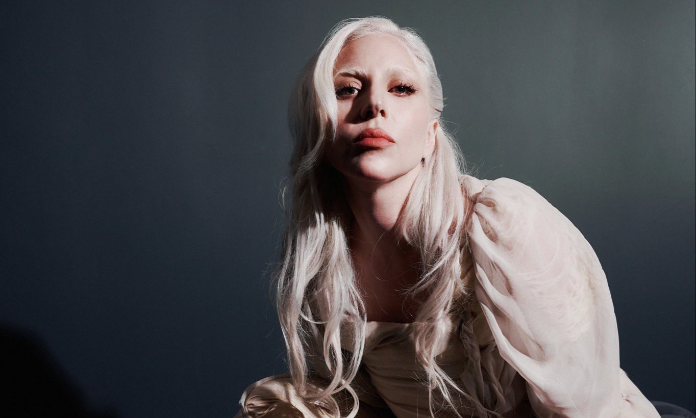 Lady Gaga e Michael Polansky têm primeira filha por meio de barriga de aluguel