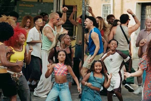 Ricky Martin e Pedro Sampaio lançam clipe de “pikito pikito” gravado no Rio de Janeiro